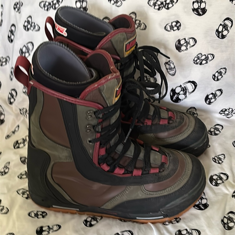 VINTAGE Vans Performance Men’s Fargo 2008 Snowboard Boots Size 13